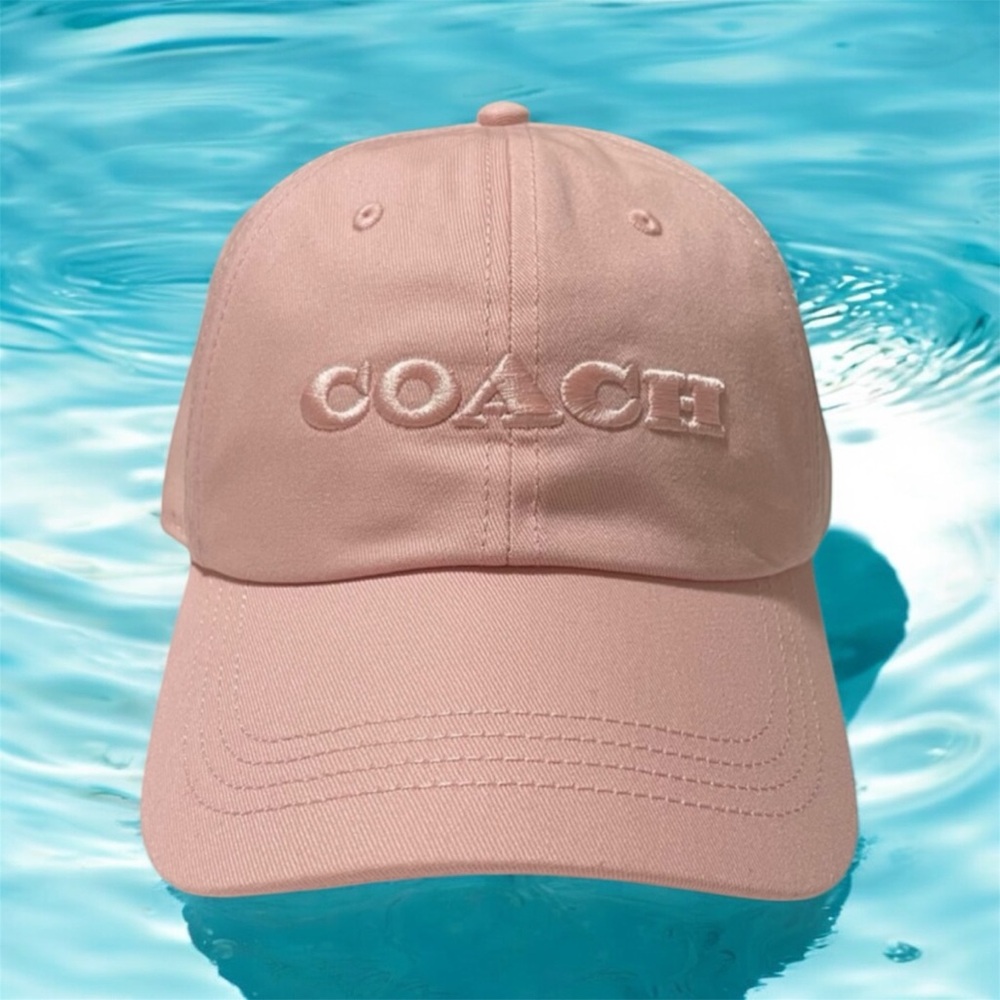 🆕 Coach Embroidered Baseball Cap Blush